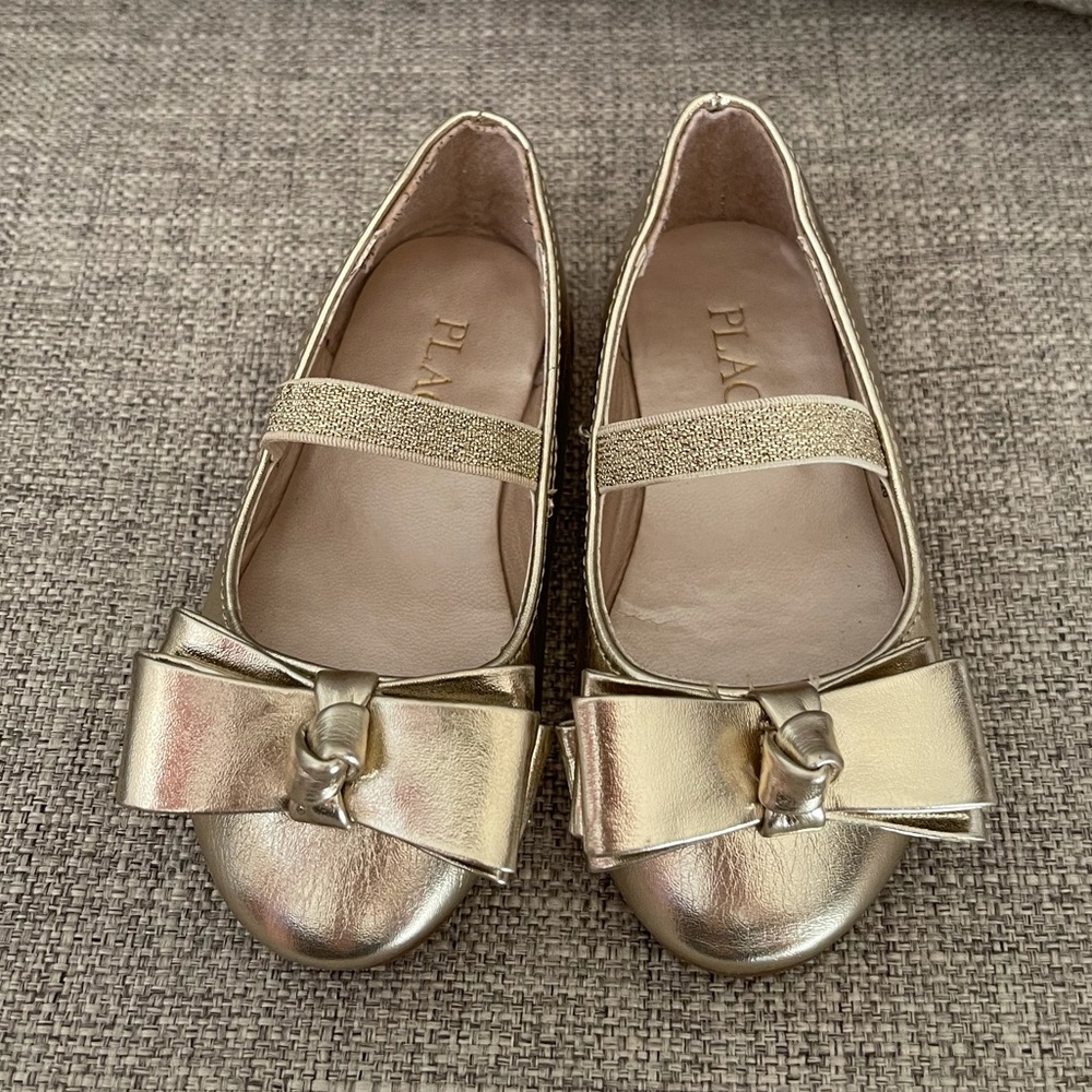 Gold 6t flats!!
